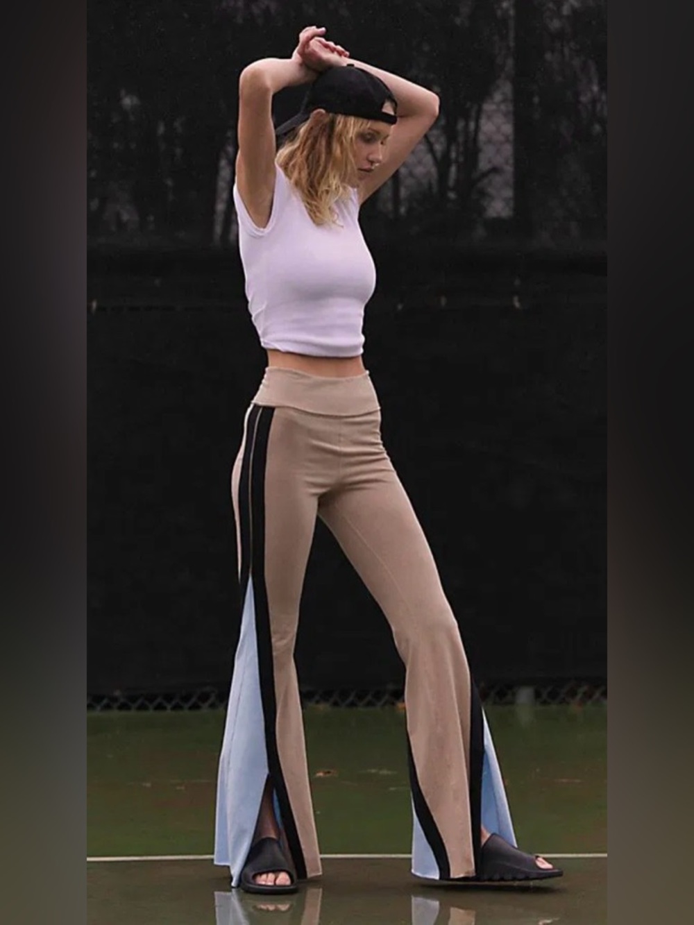 Free People Hot Shot kick flares in Beige & Light Blue size X small - Picture 3 of 15